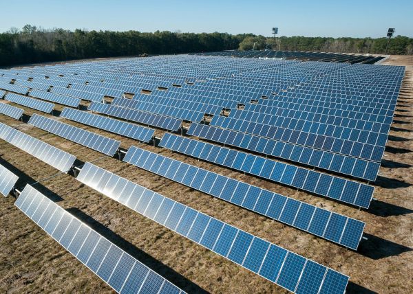 Top astuces pour installer des panneaux solaires et réduire vos factures